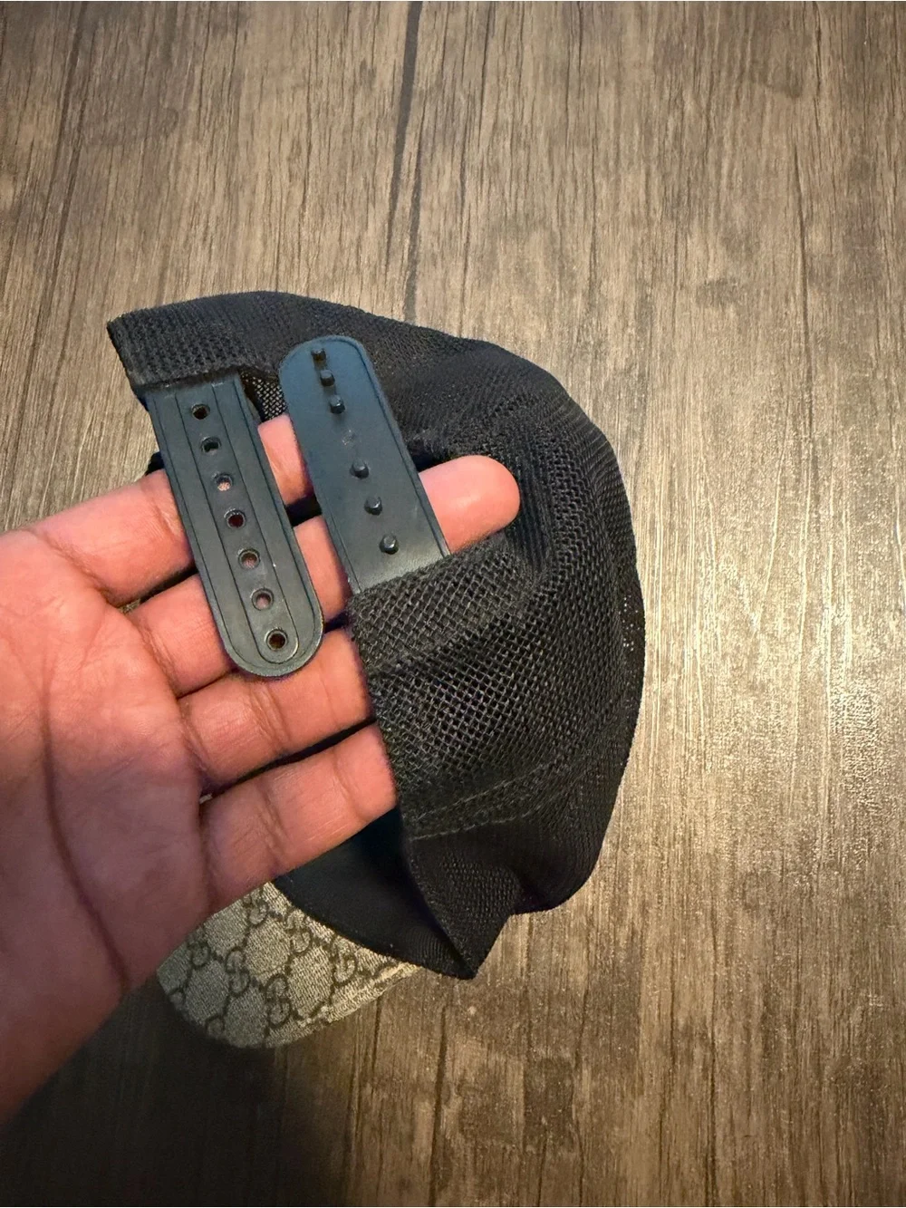Gucci gg supreme